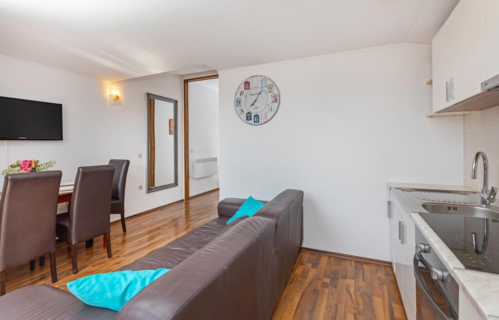 Apartment Ive 米利尼 外观 照片