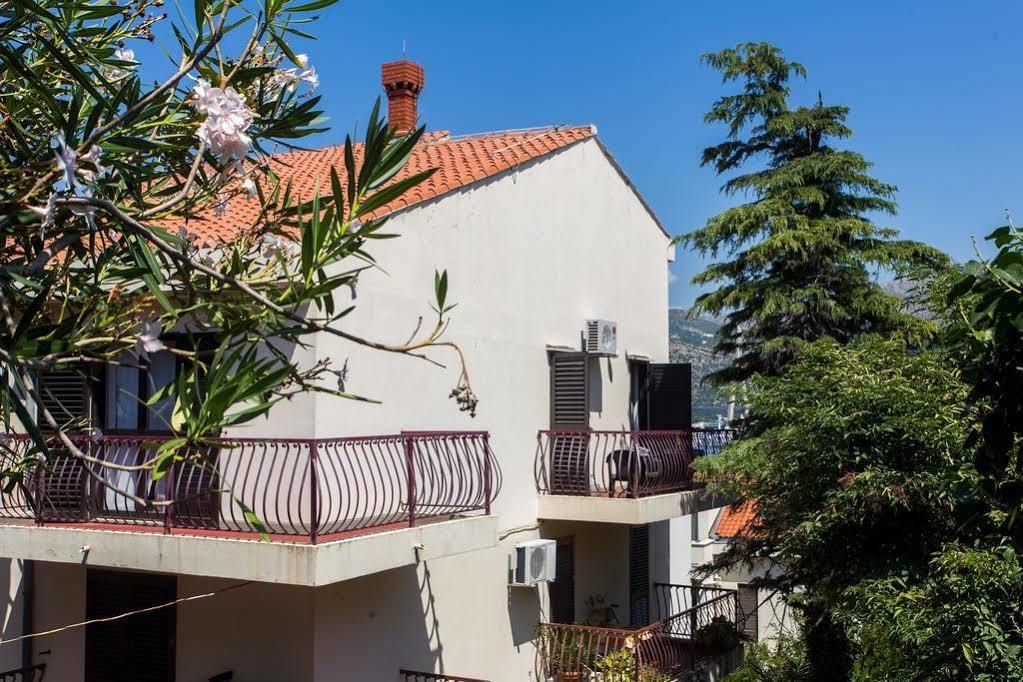 Apartment Ive 米利尼 外观 照片