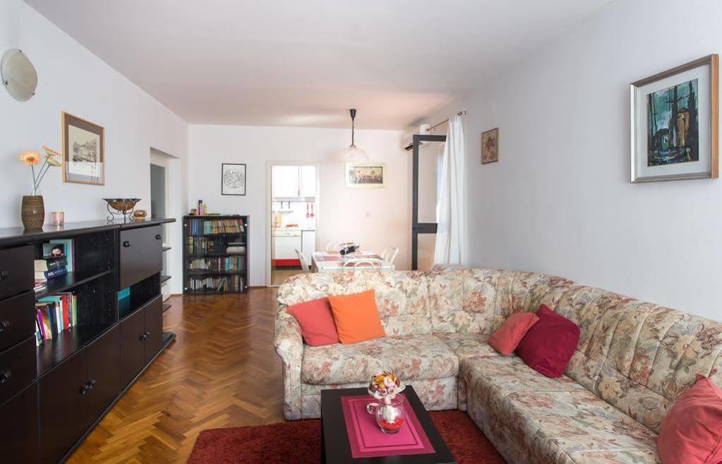 Apartment Ive 米利尼 外观 照片
